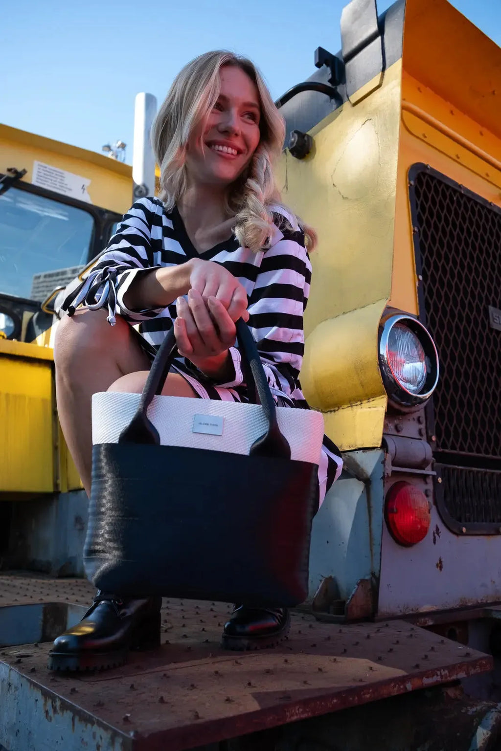 PALO bag, black and white