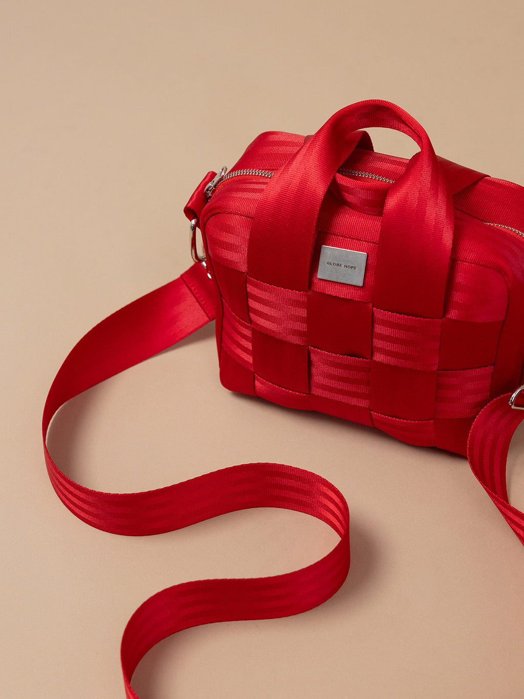 HILLA bag, bright red