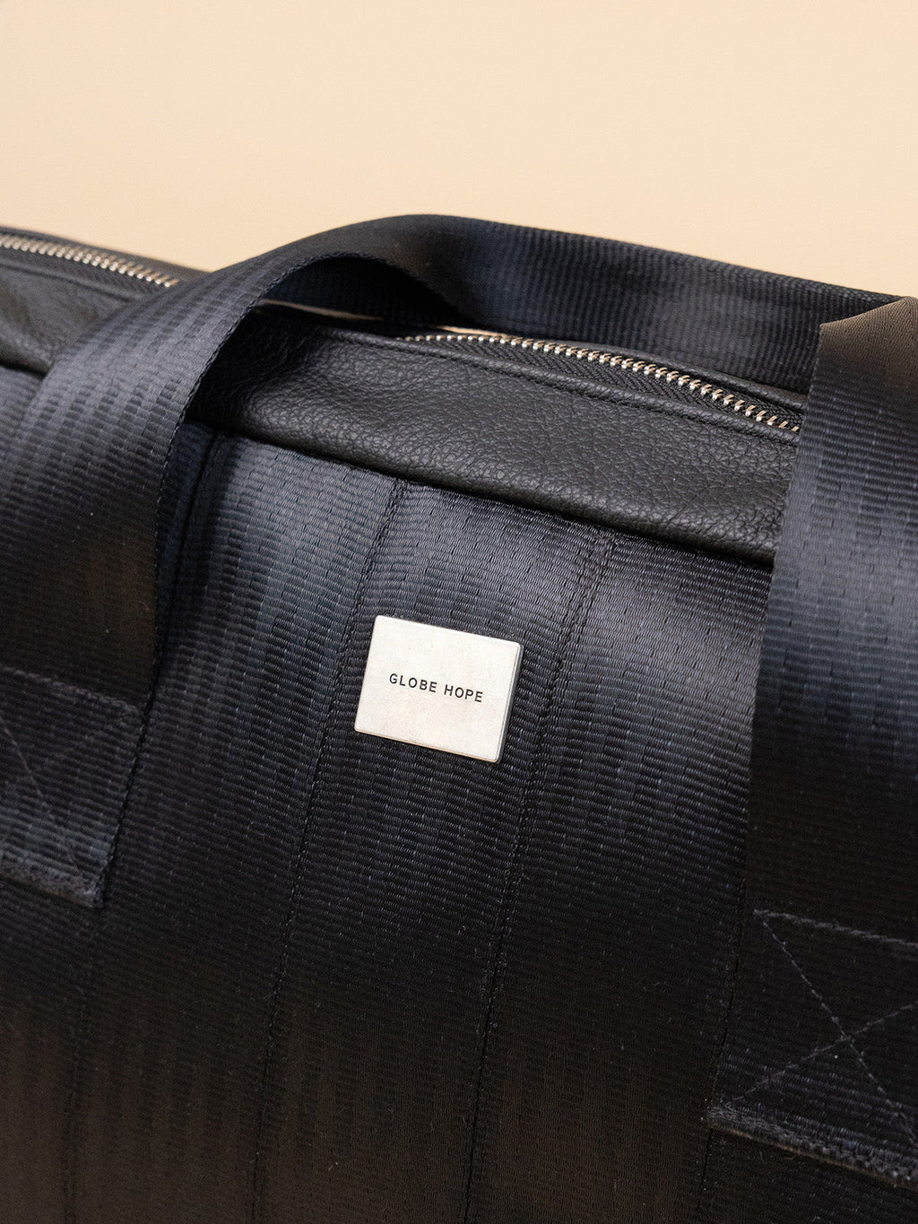 HYÖKY bag, black