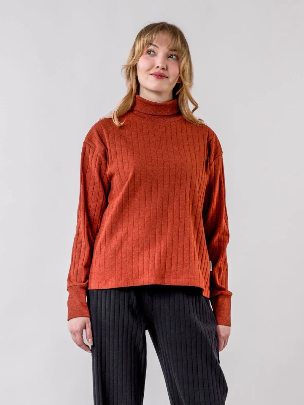 AALIS ribbon shirt, black