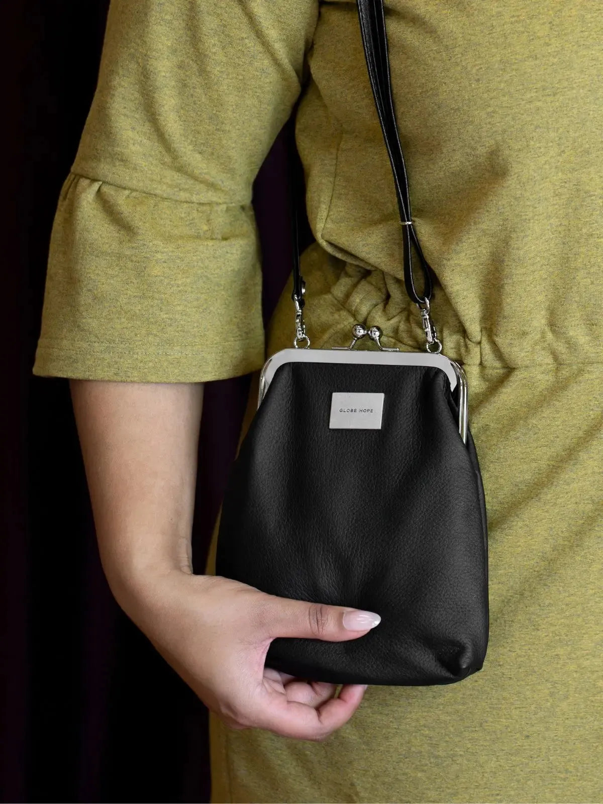 AVARA bag, black