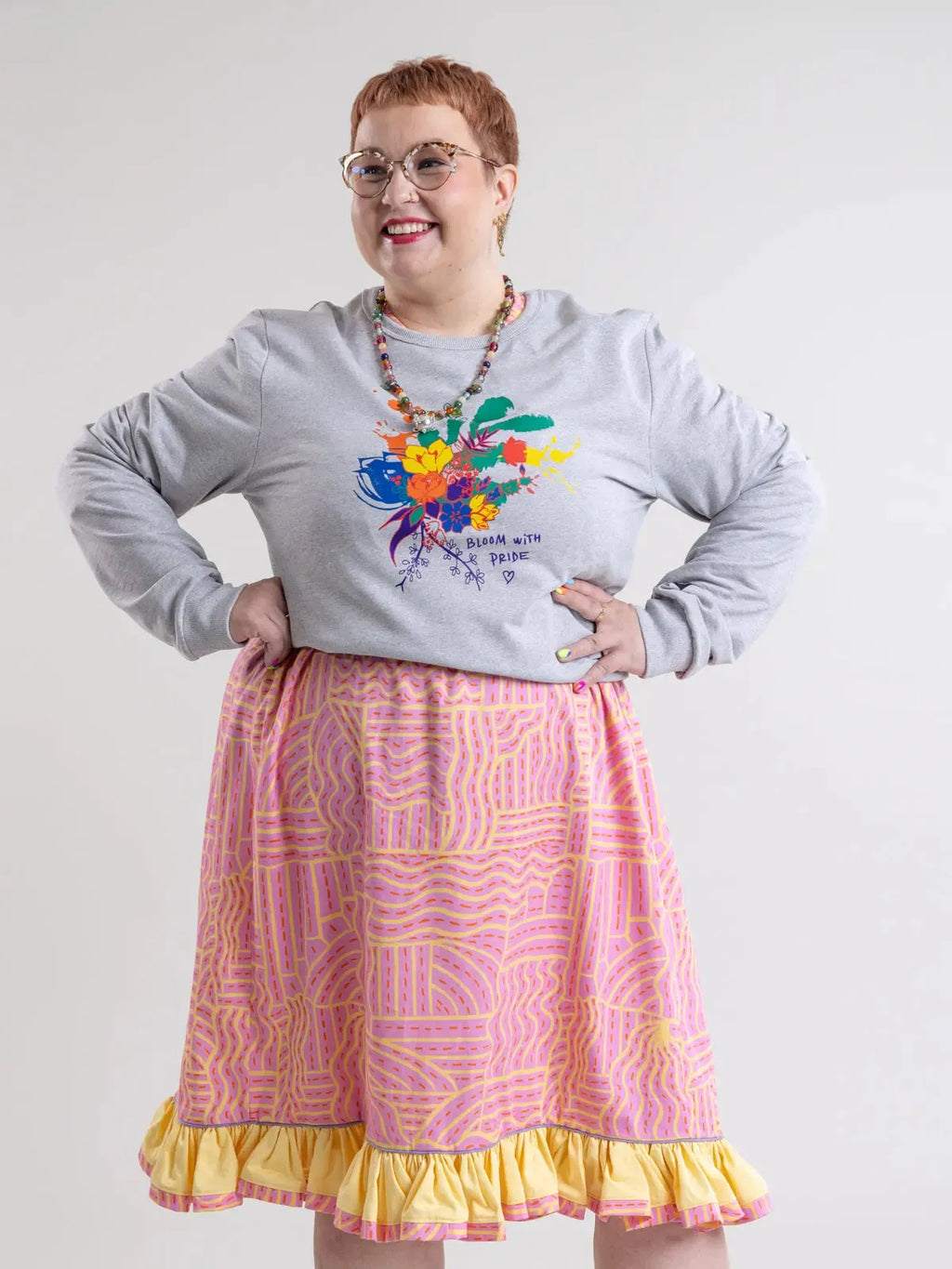 BLOOM WITH PRIDE, sweatshirt