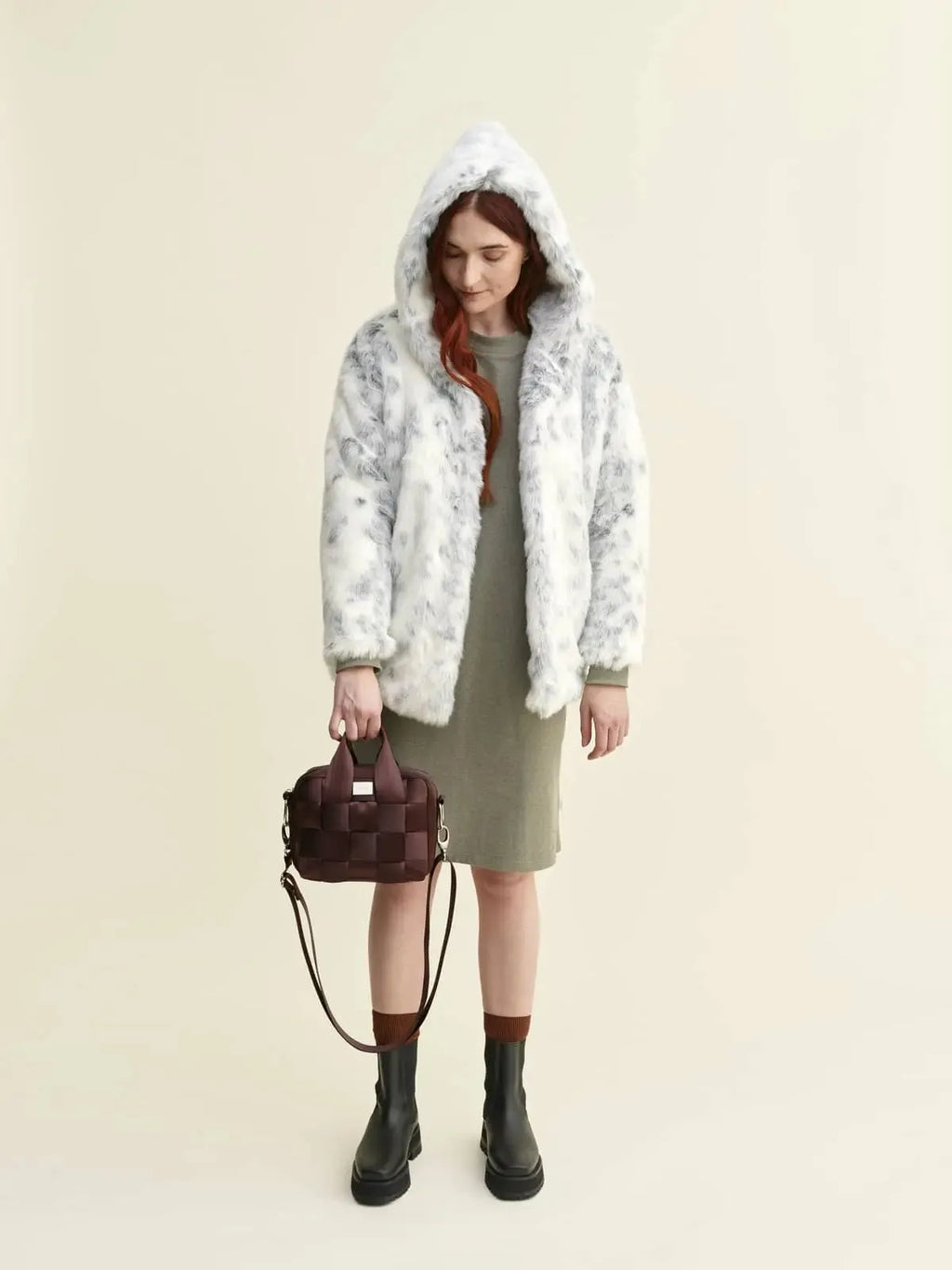 HILLA bag, burgundy